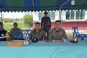 ผู้บังคับบัญชาตรวจเยี่ยมจุดบริการประชาชน 